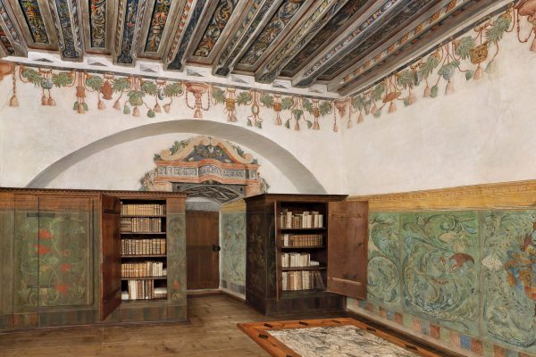 Knihovna na zámku Březnice
