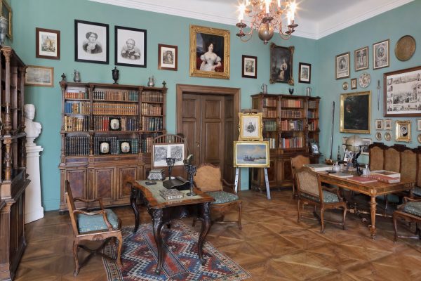 Library in Hořovice Castle